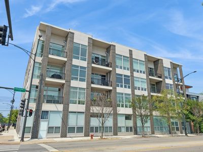 5 N Oakley Ave #308