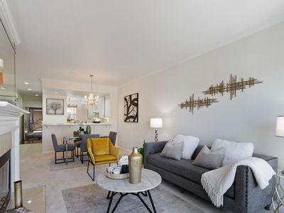 880 Meridian Bay Ln Unit 115