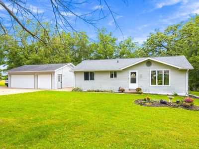 326 E Russell Rd