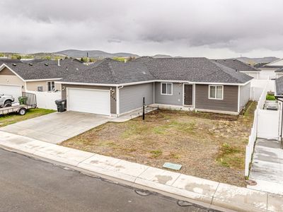 1745 Village Pkwy