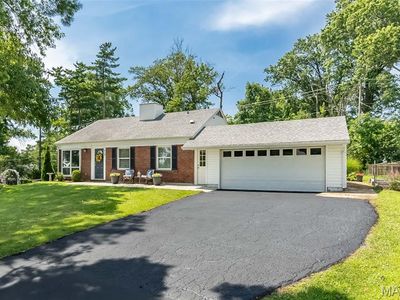 918 Crestland Dr