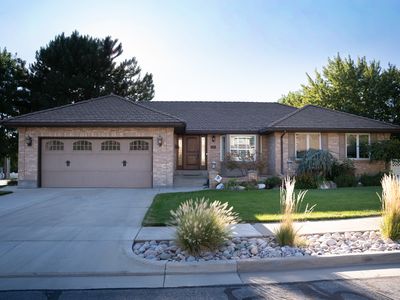 294 W Jennings Ln