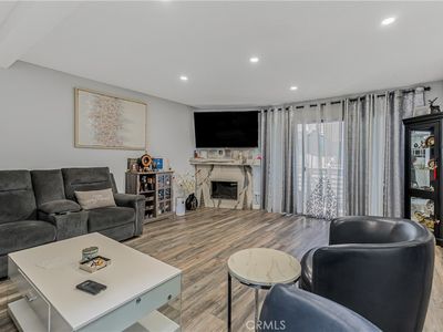 10009 Topanga Canyon Blvd Unit 5