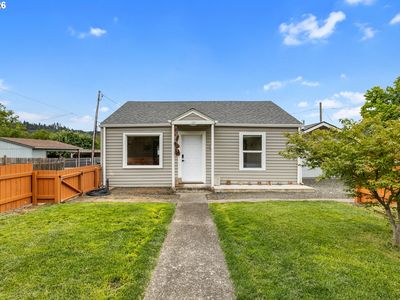 1331 NE Klamath Ave