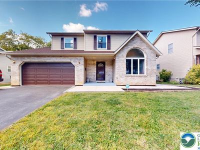 815 E Emmaus Ave