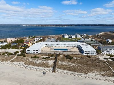 585 Dune Rd #27B
