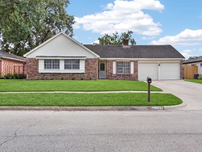 11239 Carvel Ln