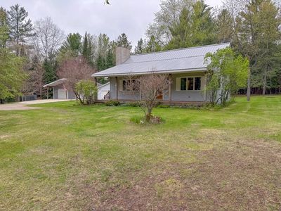 3960 W Clarence Rd