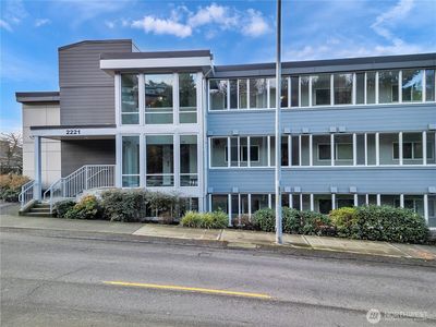 2221 Gilman Drive W #205
