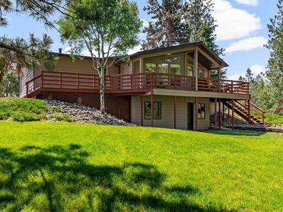 2047 S Dinger Ln