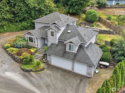 310 Fife Way