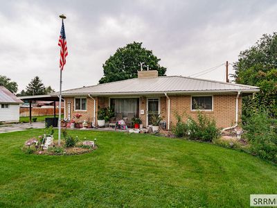 Property at 220 S Milton Ave, Shelley, ID