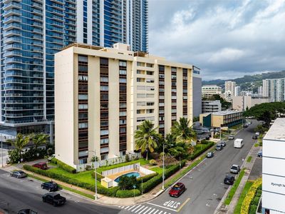910 Ahana St APT 1001
