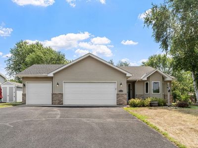 3380 Lake View Ln
