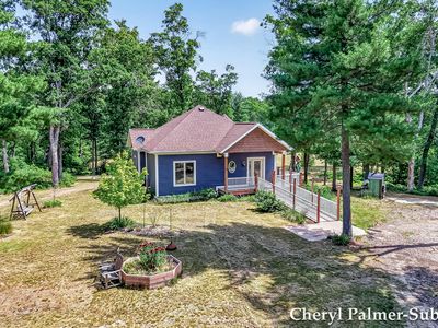 8090 E Lake Rd