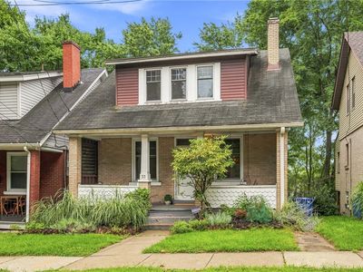 33 Defoe St