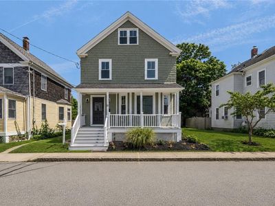 21 Russell Ave