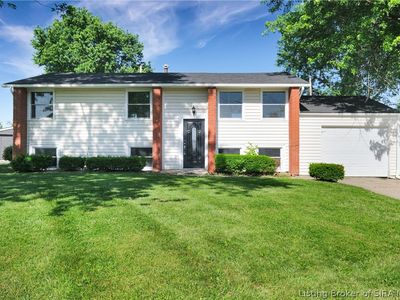 1310 Longfellow Drive