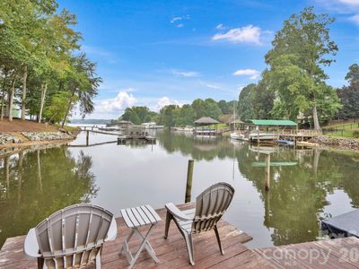470 Lakeview Shores Loop