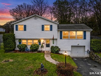 7 Plainfield Drive