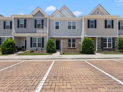 8885 Commons Townes Dr