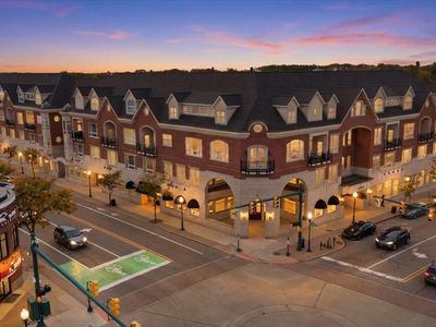 801 W Ann Arbor Trl Suite 301