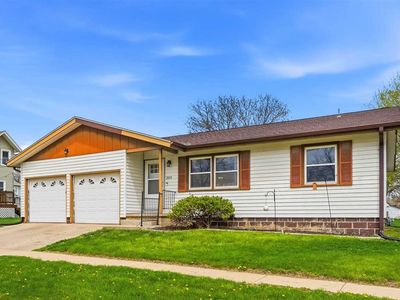 Property at 203 E Penn St, Williamsburg, IA