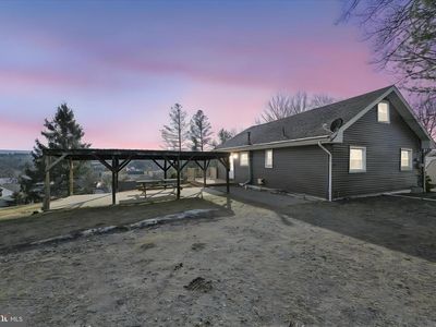 1881 Running Deer Dr