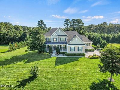 11 Wintergreen Court