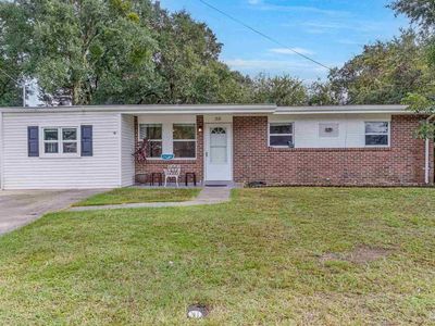 2121 Elaine Cir
