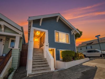 499 Evergreen Ave