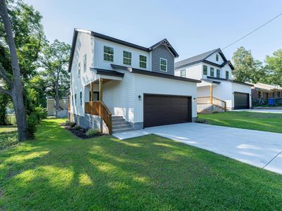 3205 Beaumont Ave