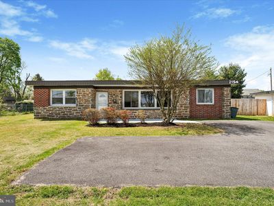 2154 Sproul Rd