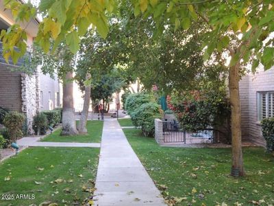 1901 E Missouri Ave APT 216