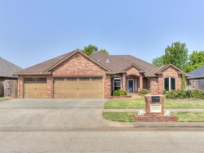 12509 Kingsgate Dr