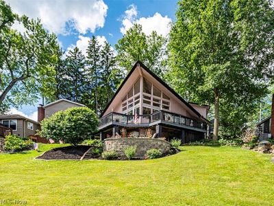 Property at 32050 Sunset Dr, Hanoverton, OH