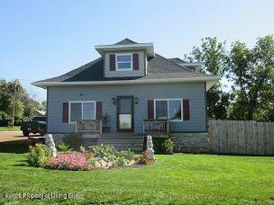 Property at 314 5th St NE, Belfield, ND