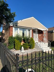 4501 S Lawler Ave