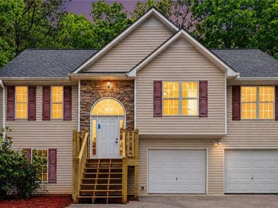 180 Pebblebrook Way