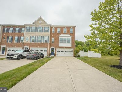 1 Isabelle Ct