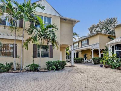1212 W Las Olas Blvd