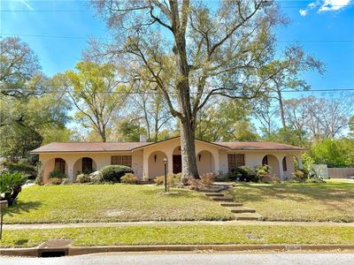 712 Westmoreland Dr W