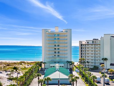 4421 Thomas Dr Unit 202