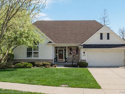 8521 Brewster Ln