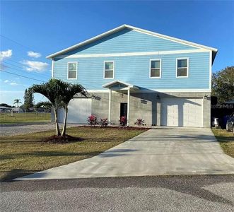 217 22nd Street Ct NE