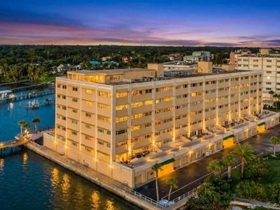 100 BLUFF VIEW DRIVE #603C
