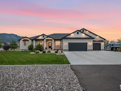 244 E Sevier River Rd
