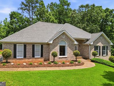 5035 Valley Brook Cir