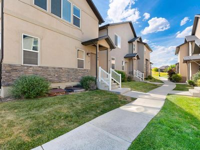 3765 E Cunninghill Dr