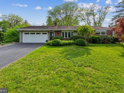 504 Meadowpark Ln